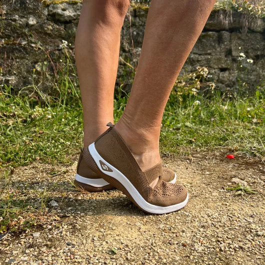 ErgoStepia™ – Orthopädische Komfort Sneaker für Damen