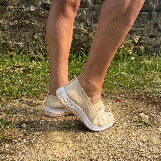 ErgoStepia™ – Orthopädische Komfort Sneaker für Damen